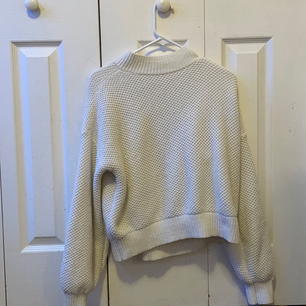White Hollister Sweater
